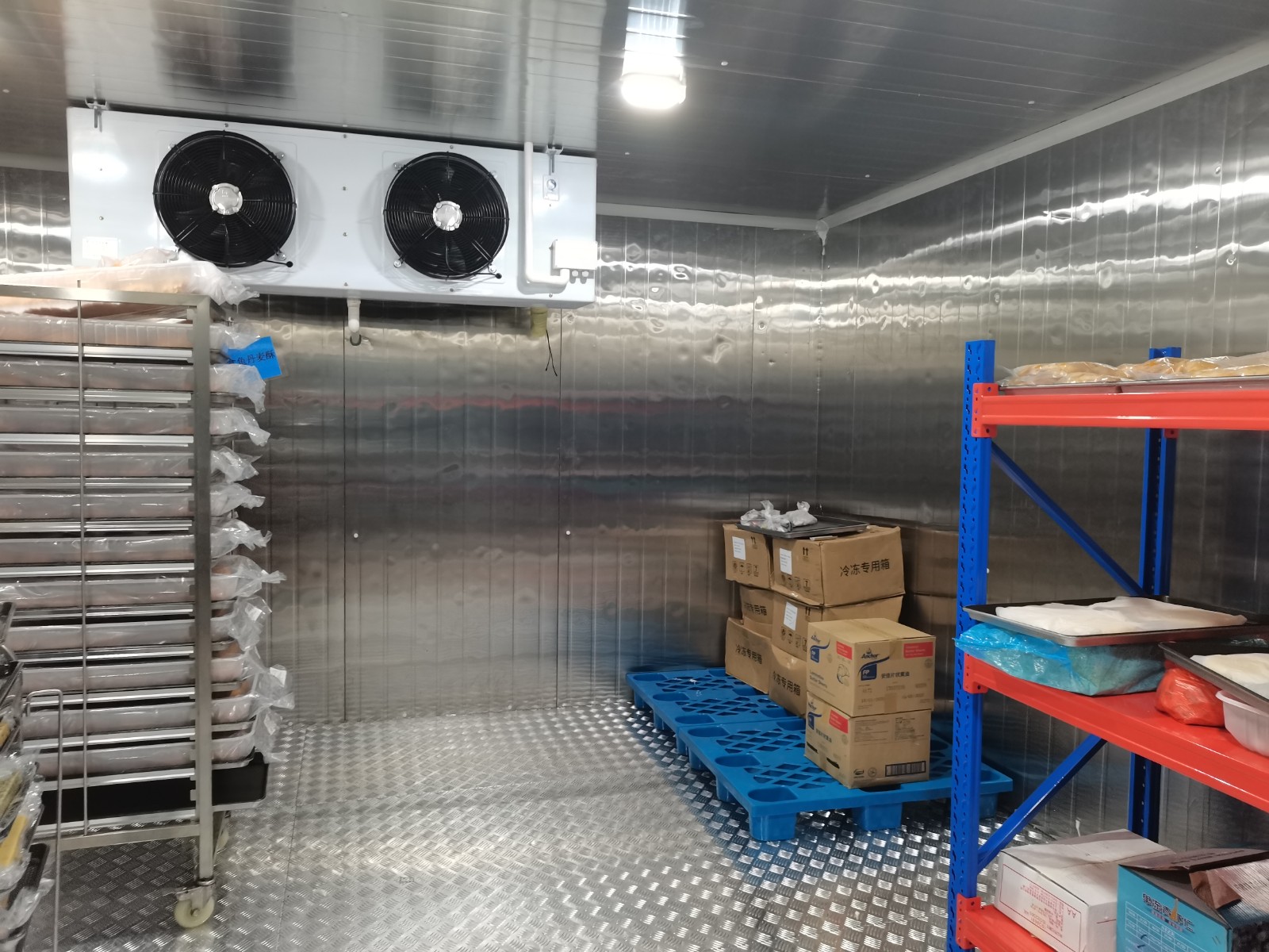 食品冷庫.jpg 食品冷庫.jpg