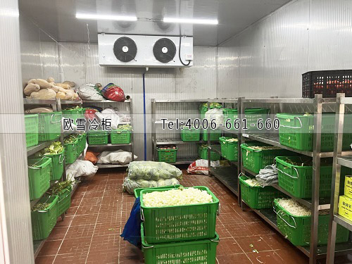 食堂不銹鋼冷藏冷庫安裝.jpg 食堂不銹鋼冷藏冷庫安裝.jpg