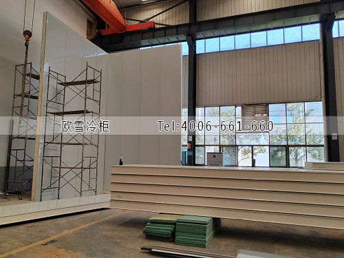 冷庫(kù)安裝.jpg 冷庫(kù)安裝.jpg